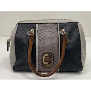 Y2K styling Guess Black and Gray Faux snakeskin embossed Textured purse handbag